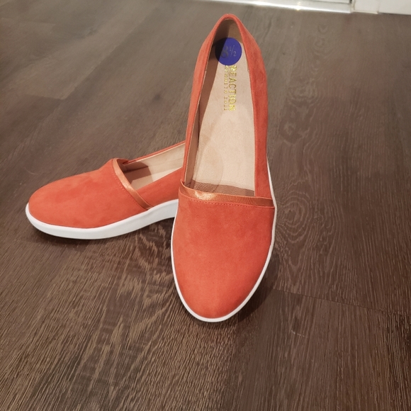 New never worn reaction by kenneth Cole slip ons - Picture 1 of 4